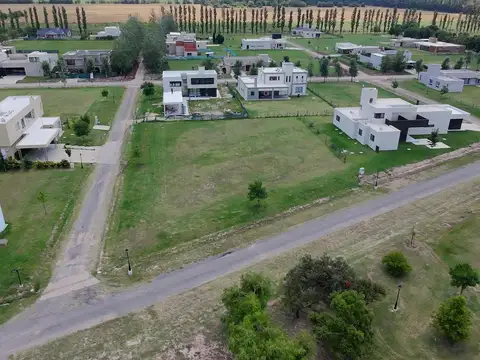 Terreno en Venta en Funes, USD 110.000