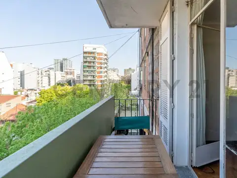 Ambrosetti 500, Piso 0