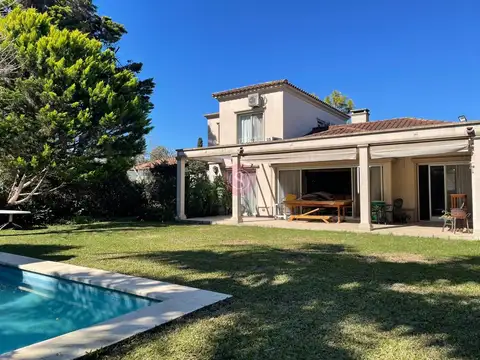 Casa Chalet  en Venta en Mapuche Country Club, Pilar, G.B.A. Zona Norte