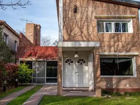 Casa en Pueblo Esther