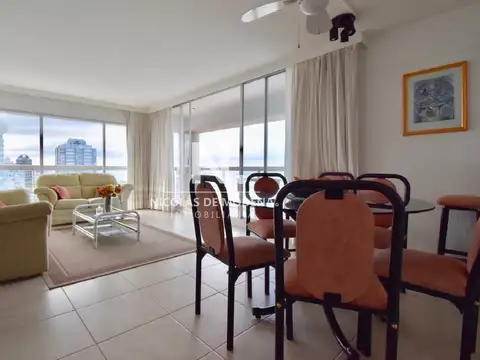 Departamento en Venta en Península, USD 300.000