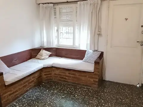 ALQUILER TRADICIONAL PH 2 AMB. OLIVOS SIN/EXP.