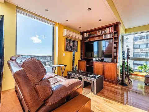 Departamento 7 ambientes con 4 baños