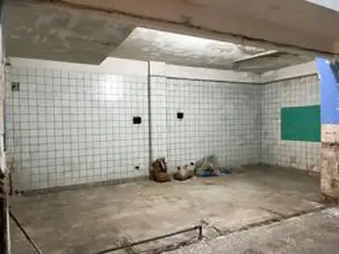 Local en Venta Via Pública