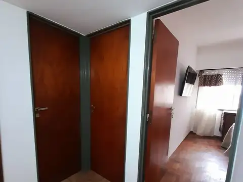 Departamento en alquiler en Centro (Zarate). 2 Dormitorios. Cocina separada.