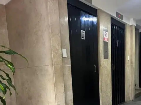 Oficina en Alquiler en Avellaneda, USD 300.000