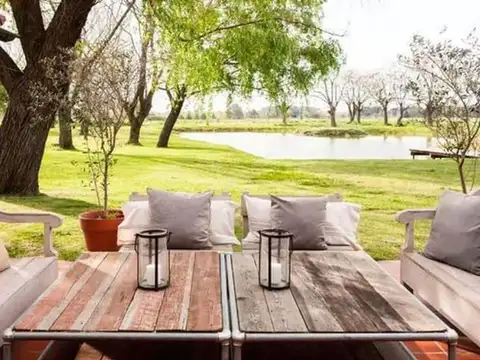 VENTA LOTE LAGUNA  CARDALES LINDERO PREDIO UAR