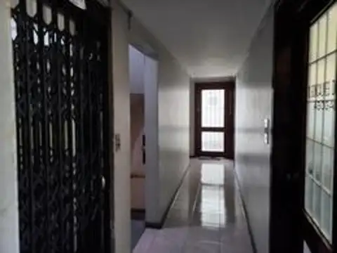 Oficina en Alquiler 50 años