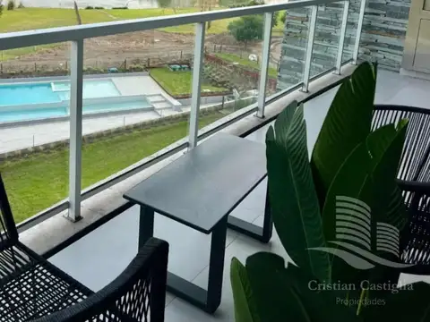 Departamento en Alquiler con 1 cocheras