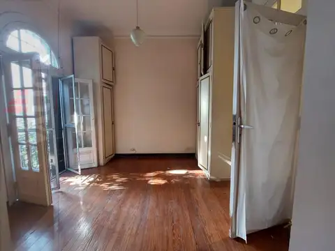 Local en Alquiler 85 años