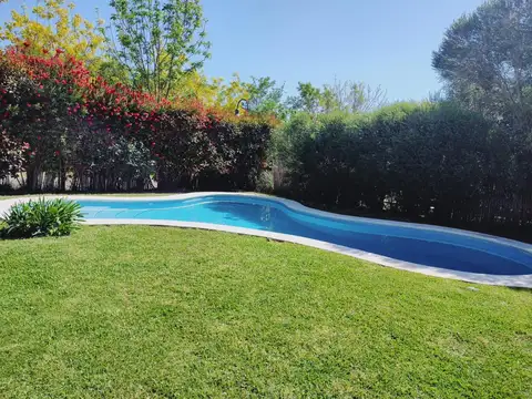 Casa Estilo Contemporáneo en Nordelta - Oportunidad Única