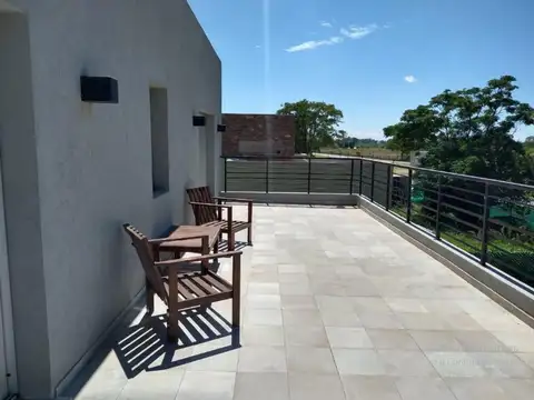 Casa a la venta en Harás de Santa María