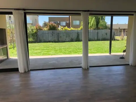 Casa en Venta de 3 dormitorios