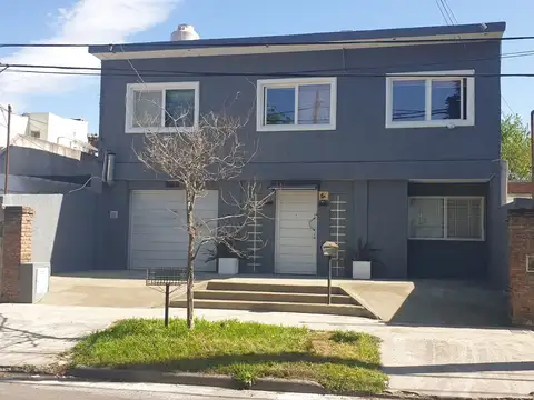 Casa en Alquiler de 3 dormitorios