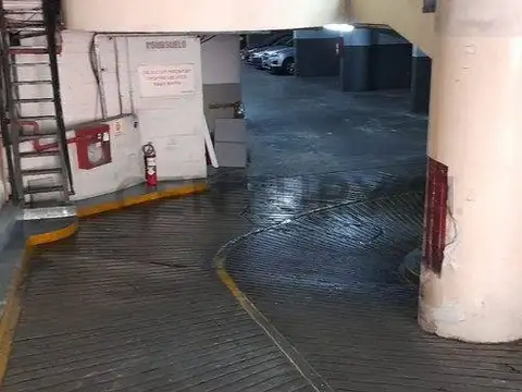 Venta de cochera en lugar estrategico de la ciudad