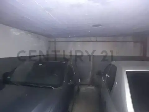 Suipacha 100, Piso 0