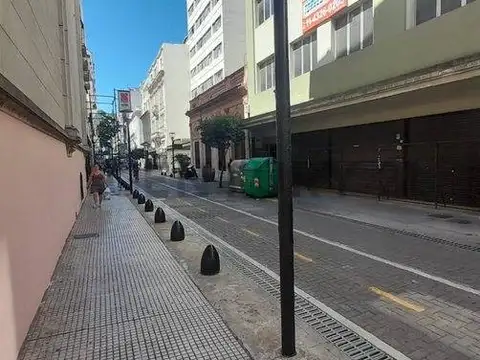 Venta de cochera en lugar estrategico de la ciudad