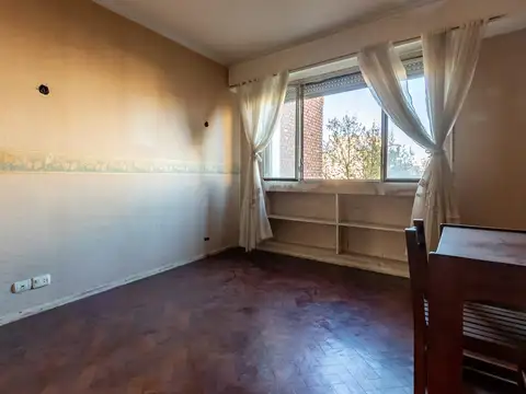 DEPARTAMENTO DE 3 DORMITORIOS EN VENTA ROSARIO CENTRO CON PARRILLERO