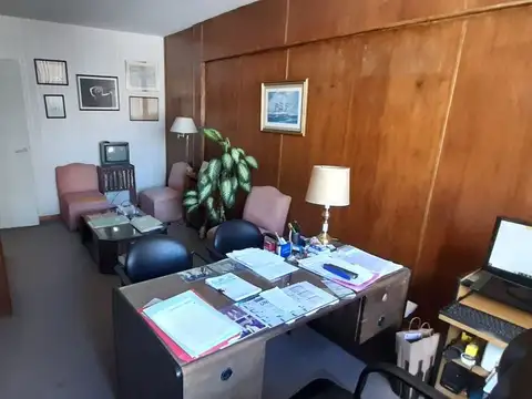 Oficina en Venta 45 años