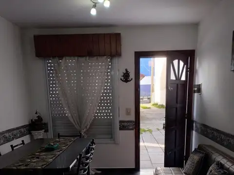 Depto Tipo Casa en Venta con 1 cocheras