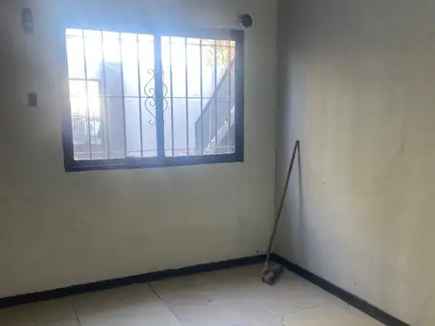 Departamento en Alquiler en Burzaco, $ 280.000