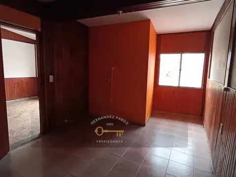 Al sur, a 100 metros de la rambla!