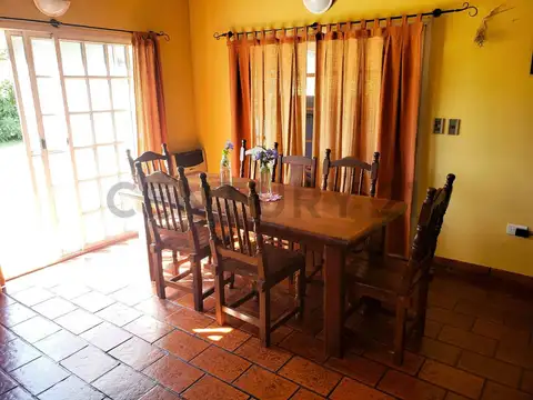 Casa en Venta en Francisco Alvarez, USD 229.000