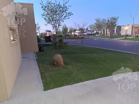 Casa en Venta en Pilar del Este - San Ramon, USD 235.000