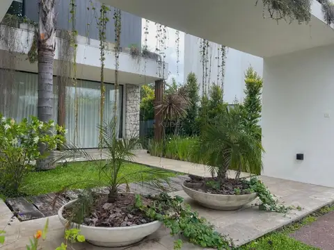 Casa moderna de 6 ambientes en el Barrio San Gabriel, Villanueva, Tigre 100