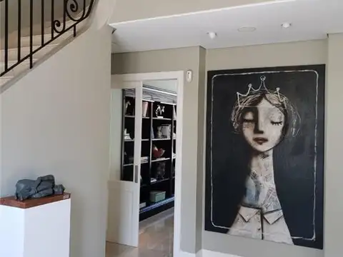 Casa 5 ambientes con 5 baños