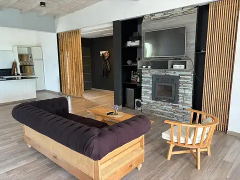 Casa en Alquiler de 3 dormitorios