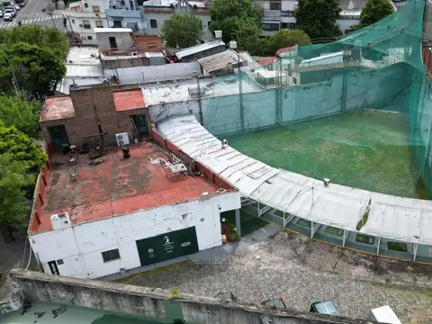 Terreno en Venta en Pompeya, USD 900.000