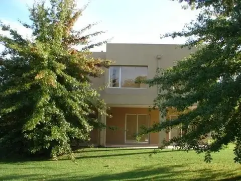 Casa en Venta en Septiembre, USD 310.000