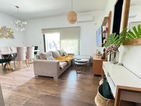 Departamento en Venta con 2 cocheras