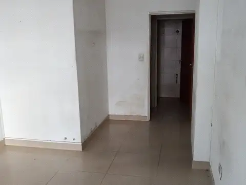 Cnel R L Falcon 2100