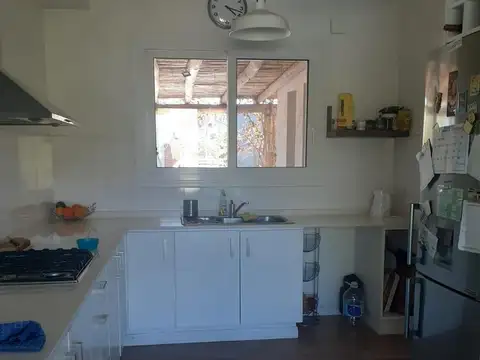 Casa 5 ambientes con 3 baños