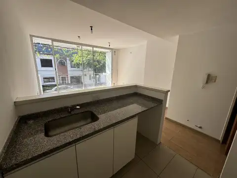 Departamento en Alquiler en Luis Agote, $ 360.000