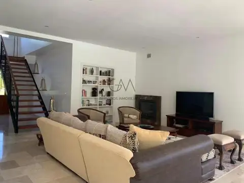 Casa en venta en Barrio Privado Rumenco