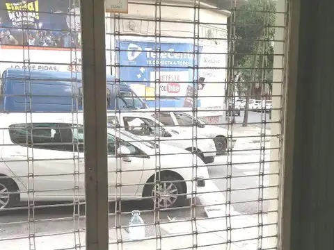 Local en Alquiler en Abasto, $ 700.000