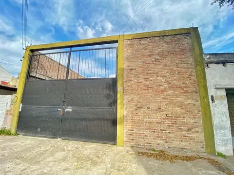 Galpon en Venta 8  mts Frente