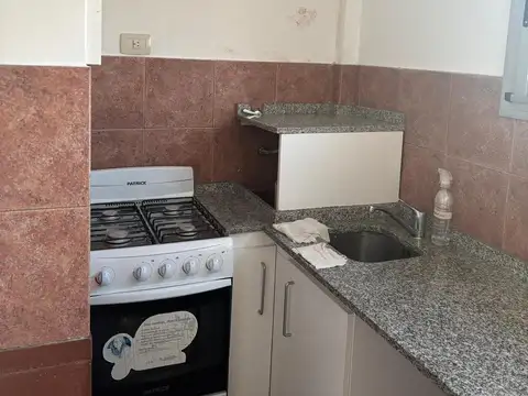 Oficina 2 ambientes con 1 baño