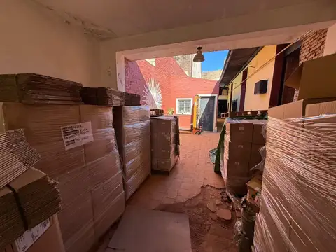 Galpon en Venta en Mataderos, USD 150.000