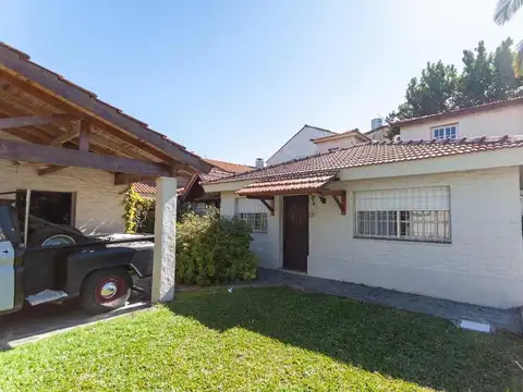 Casa en Venta en El Palomar, USD 249.000