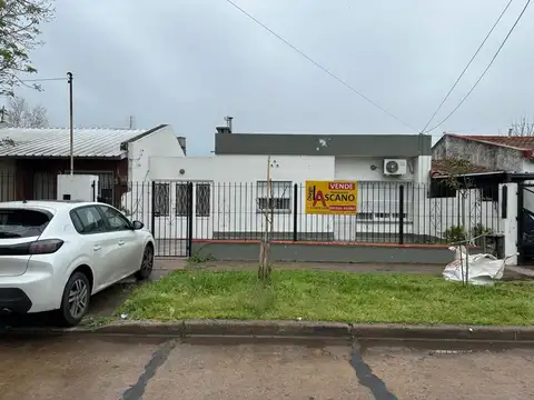 Hermosa casa en Barrio Ferroviario de Longchamps