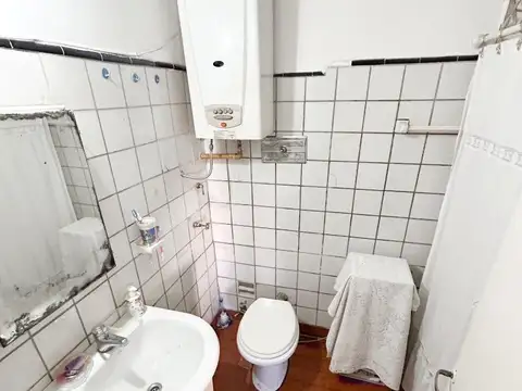 Departamento 3 ambientes con balcón al frente