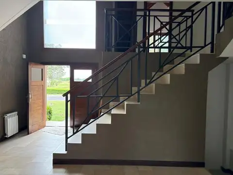 Casa en Alquiler Temporal de 4 dormitorios