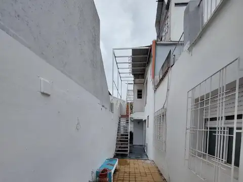 Depto Tipo Casa 3 ambientes con 1 baño