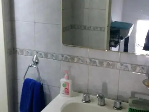 ALQUILER – IMPECABLE LOCAL COMERCIAL EN OCHAVA – BOEDO