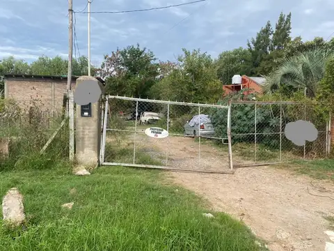 villa la ñata  luis Maria campos 600