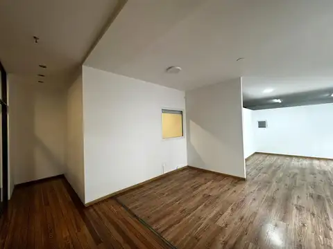 Oficina, 2 privados, 2 espacios de trabajo, Venta, Microcentro